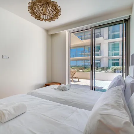 Cond Bayline - Sardinha - Near The Sea - And Relax - By Bedzy