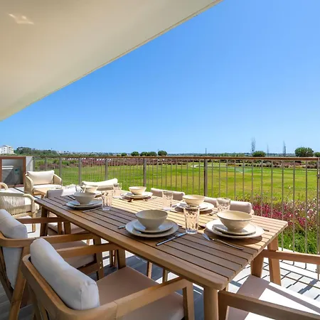 Cond Bayline - Sardinha - Near The Sea - And Relax - By Bedzy Lejlighed