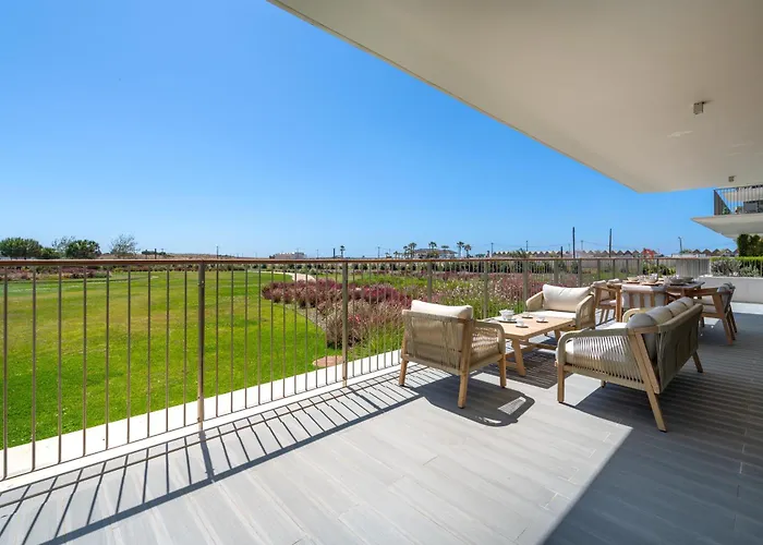 Apartman Cond Bayline - Sardinha - Near The Sea - And Relax - By Bedzy