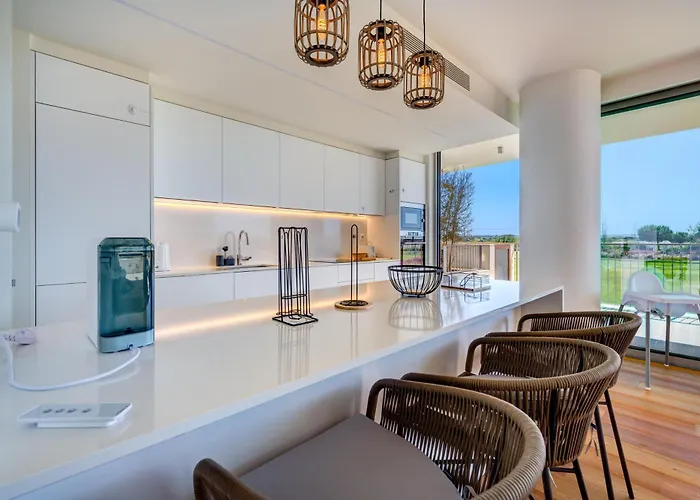Apartman Cond Bayline - Sardinha - Near The Sea - And Relax - By Bedzy